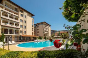 Aparthotel Rose Village