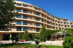Hotel Mena Palace
