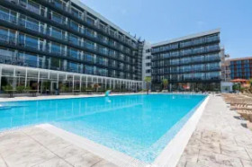 Korona (Słoneczny Brzeg)