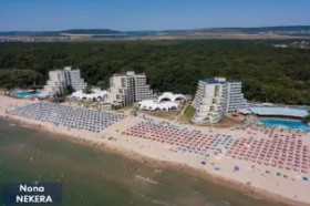 Hotel Nona (basen w hotel Elitsa)